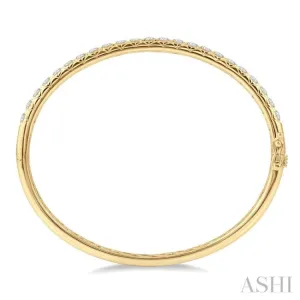 3 Ctw Round Cut Diamond Bangle in 14K Yellow Gold