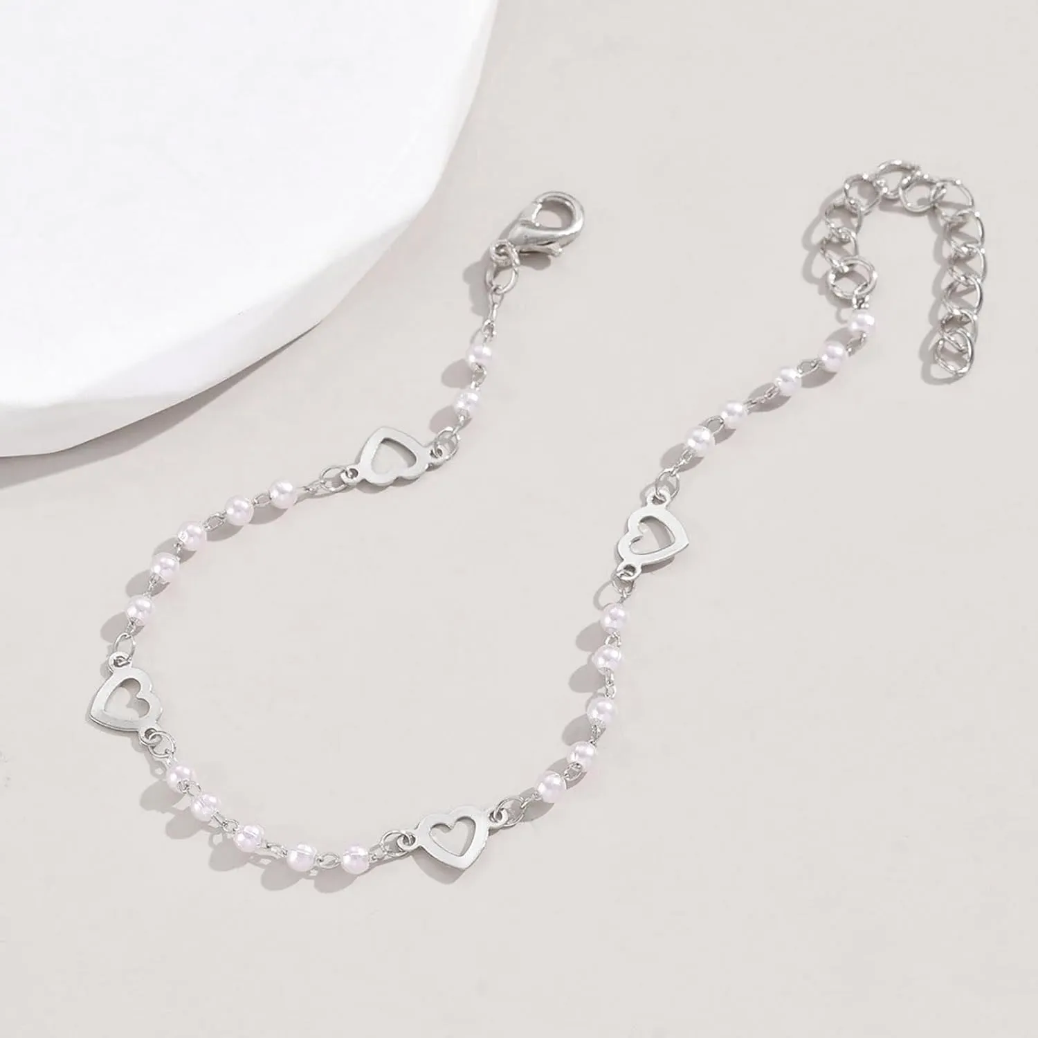Bohemian Pearl Anklet Gold Heart Ankle Bracelets Vintage Pearl Bead Anklets Adjustable Anklets Chain Bracelet Jewelry for Women and Teen