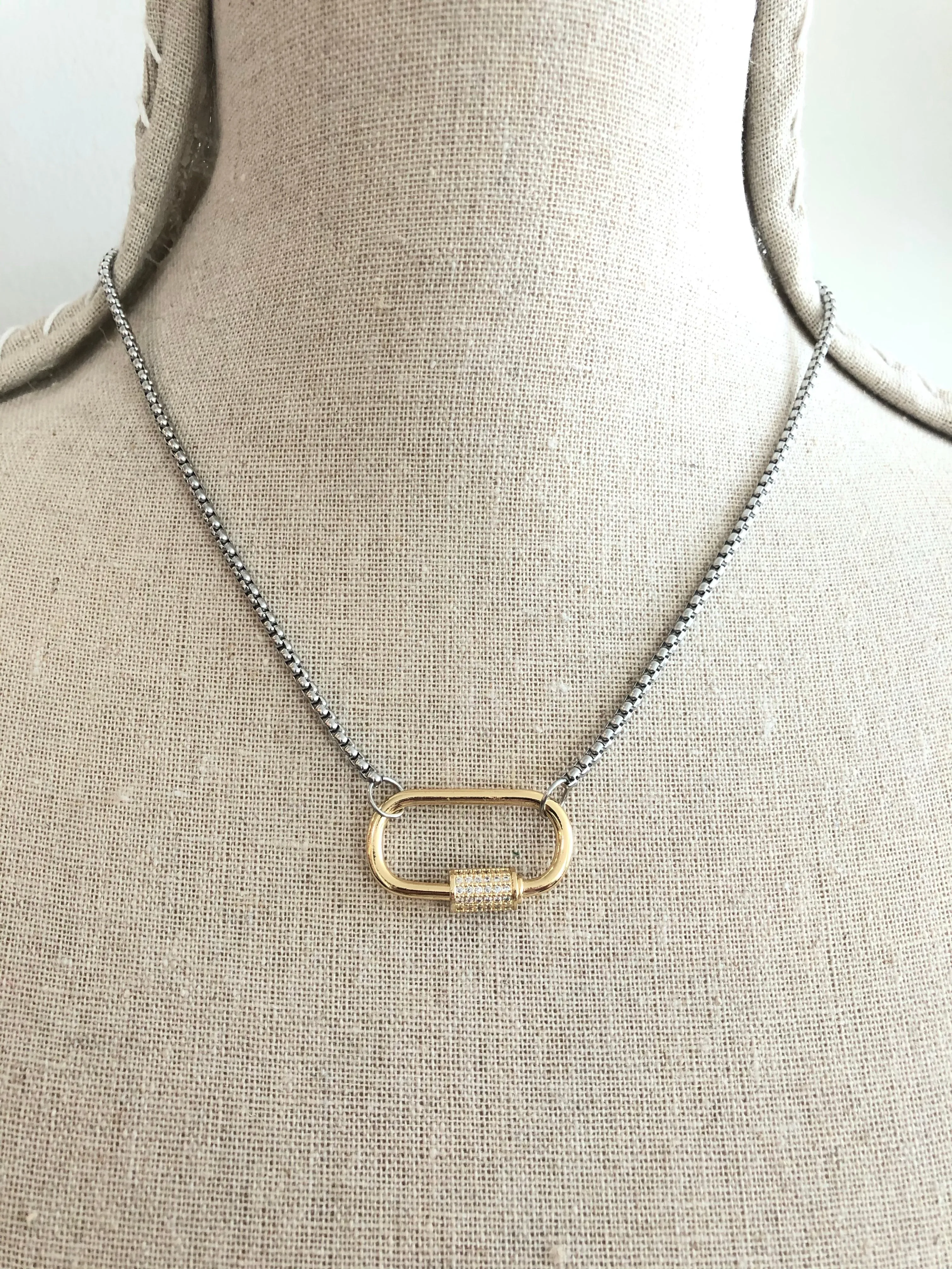 CARABINER - PAVÉ DEMI LOCK NECKLACE