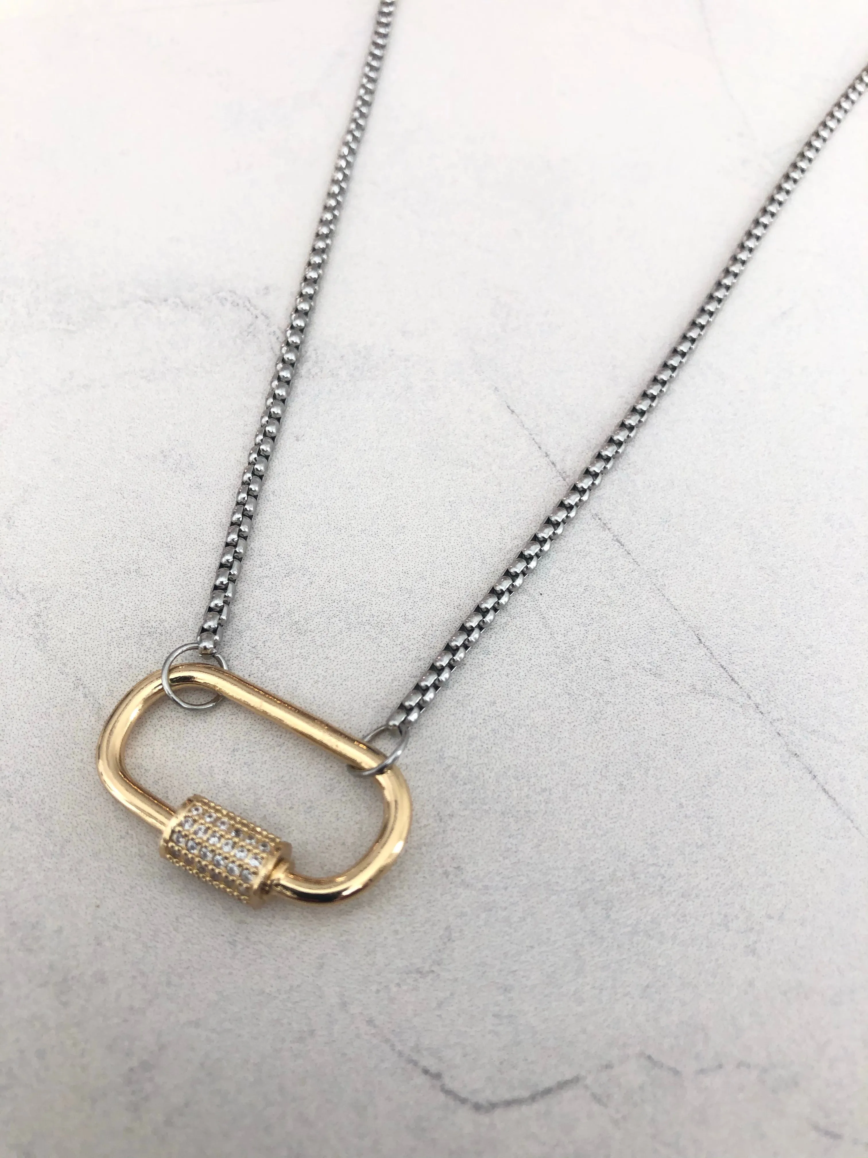 CARABINER - PAVÉ DEMI LOCK NECKLACE