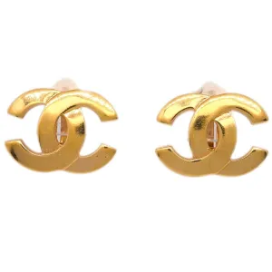 Chanel Gold Cc Earrings Clip-On 02P