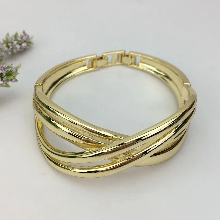 Classic Jewelry Big Bangles Bracelets for Women