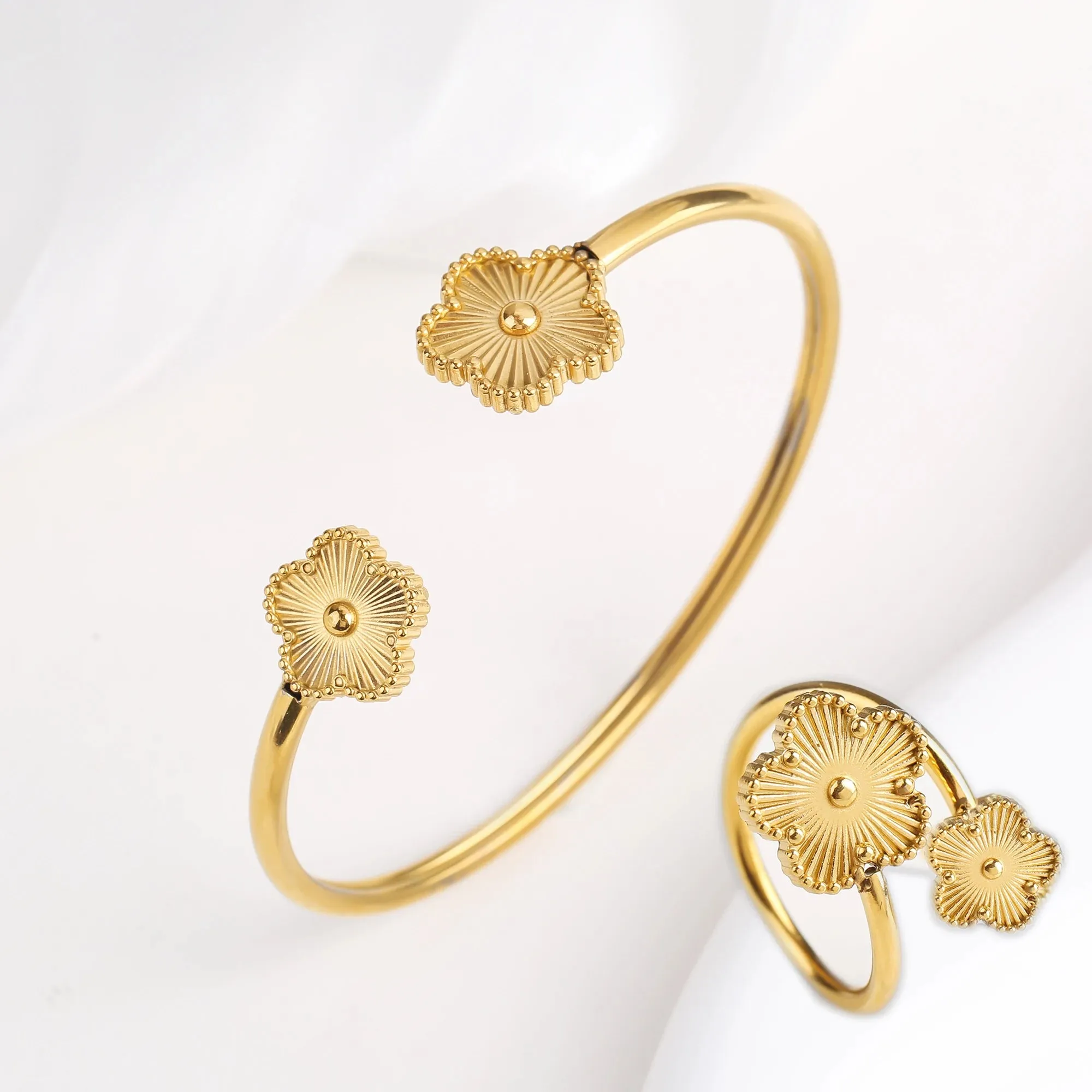 High Quality Luxury Stainless Steel Botanical Jewelry Set for Women