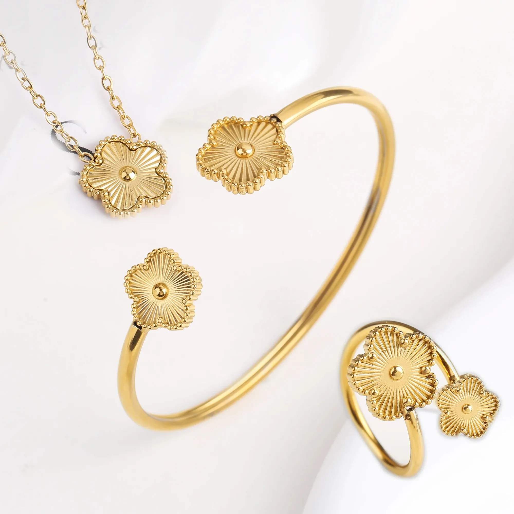 High Quality Luxury Stainless Steel Botanical Jewelry Set for Women