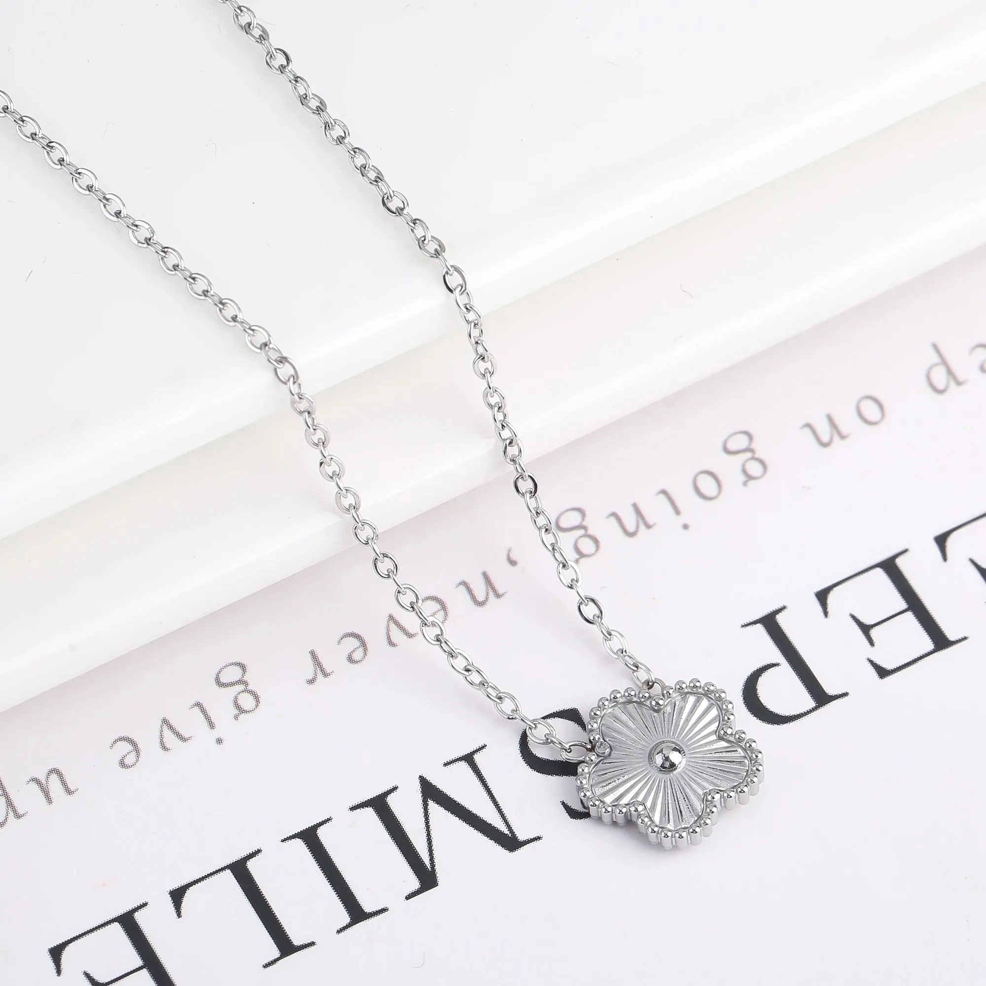 High Quality Luxury Stainless Steel Botanical Jewelry Set for Women