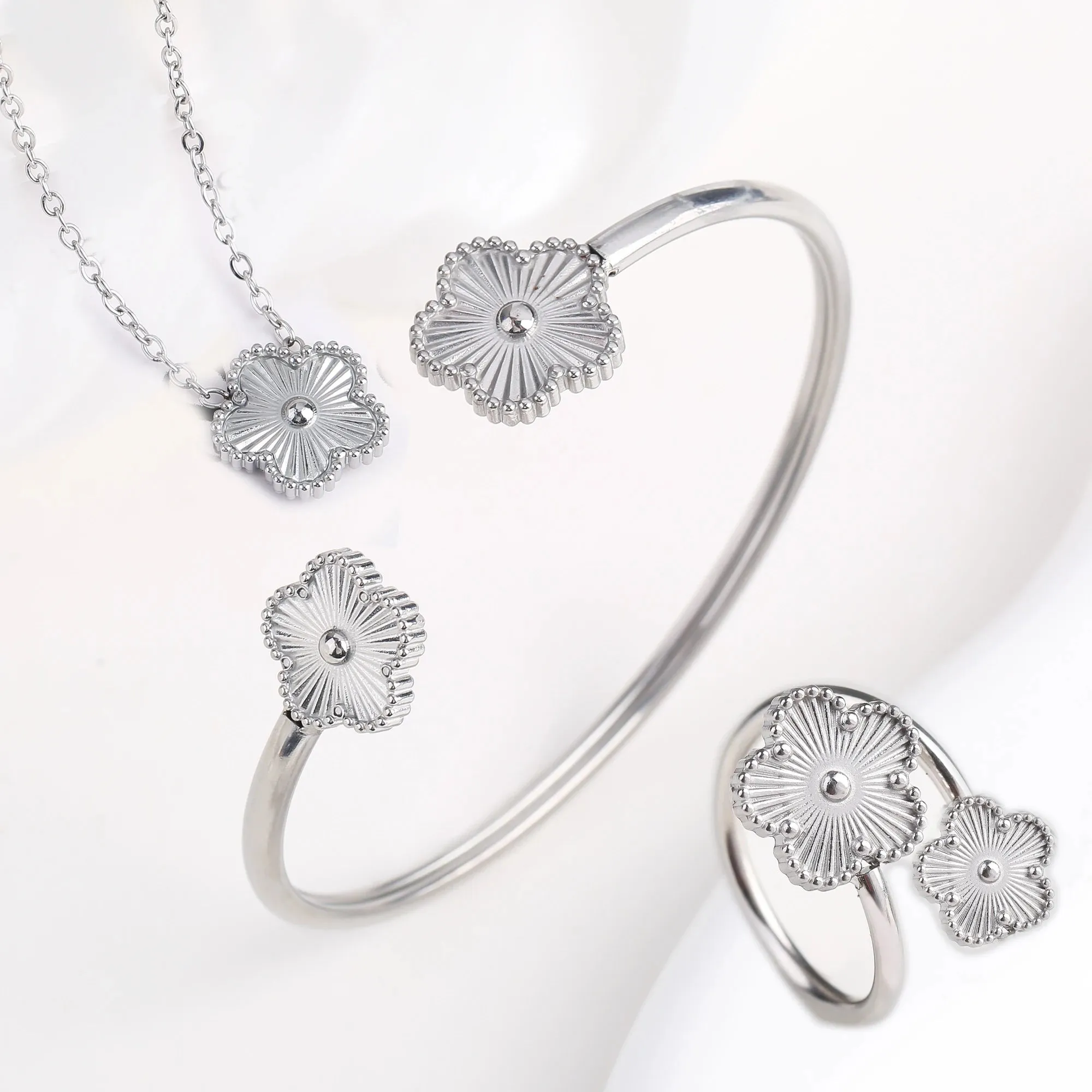 High Quality Luxury Stainless Steel Botanical Jewelry Set for Women