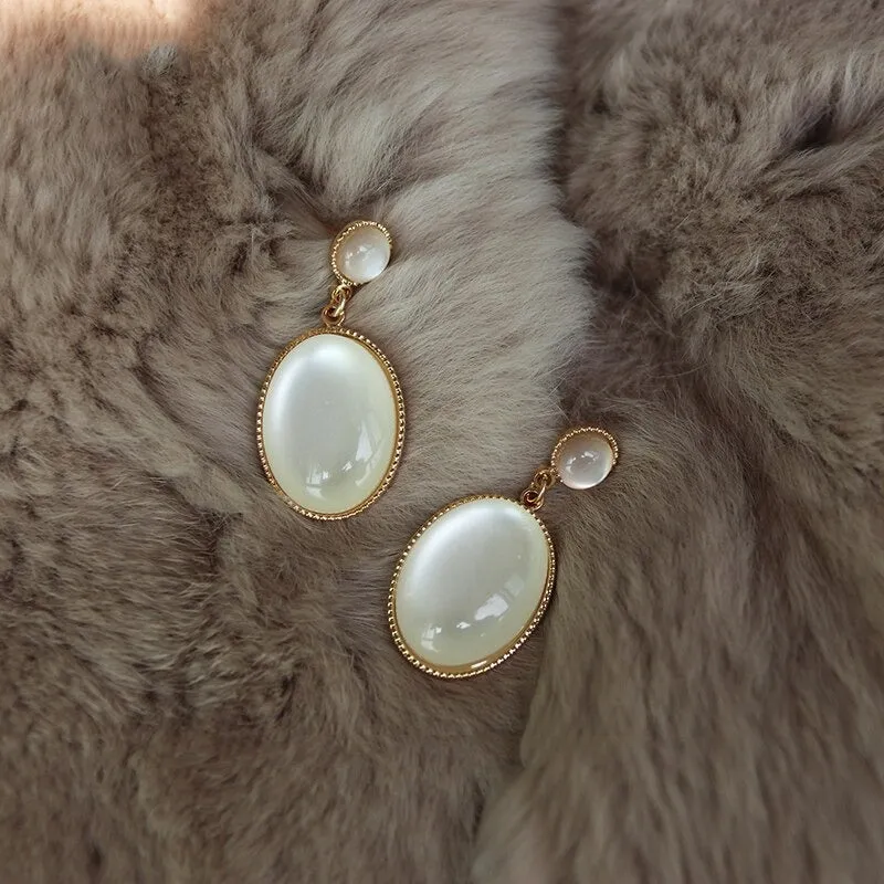 Luxurious and Exquisite Exclusive Earring Collection