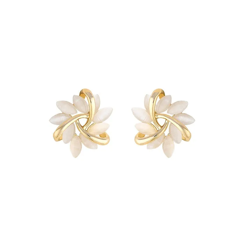 Luxurious and Exquisite Exclusive Earring Collection