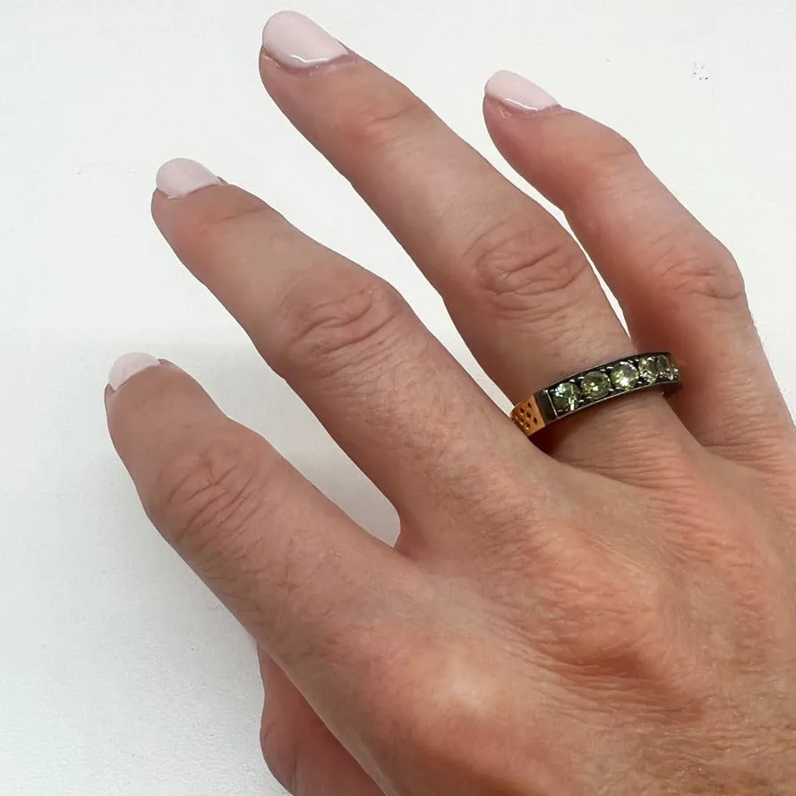 Medium Green Sapphire Stacker Band