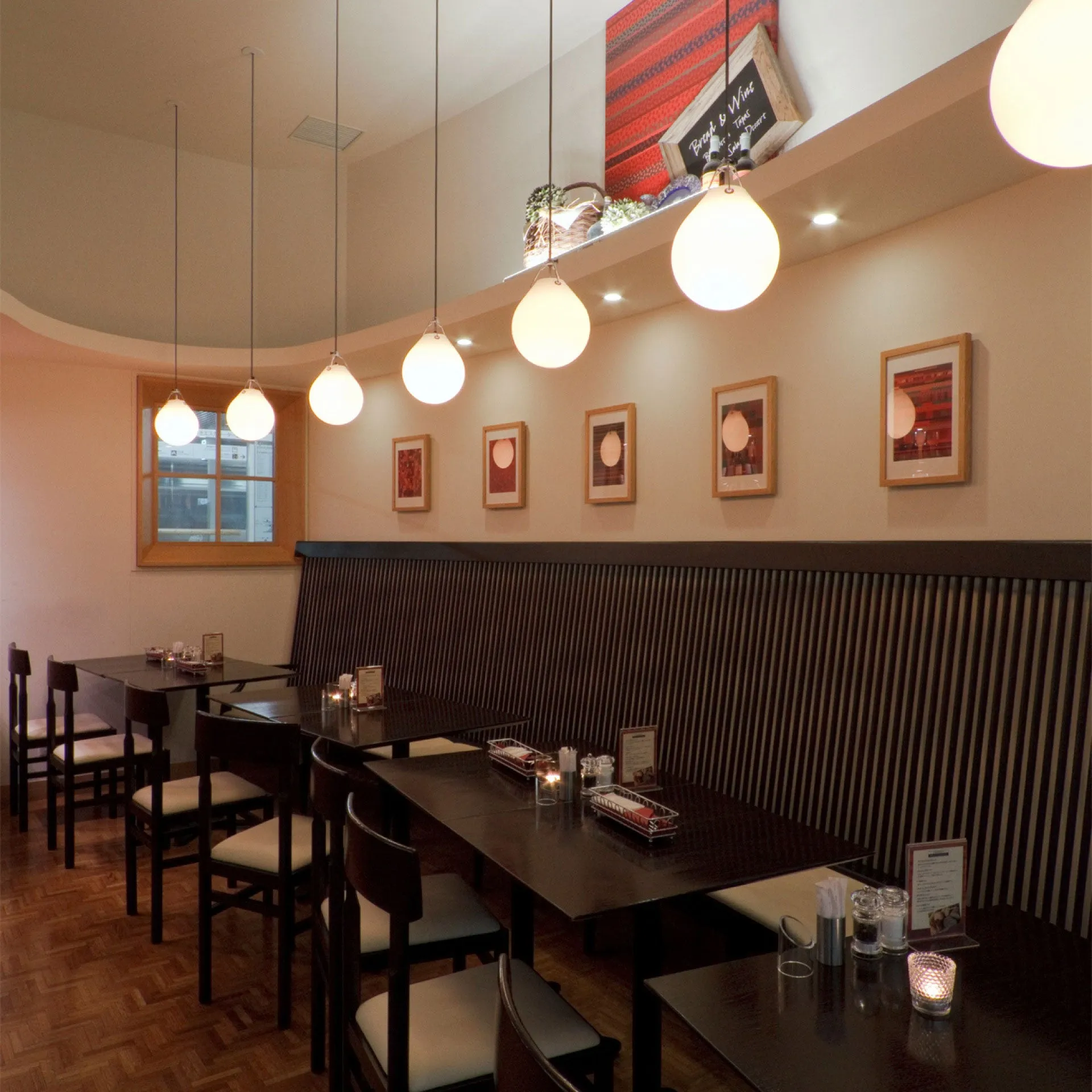 Moser Pendant by Louis Poulsen