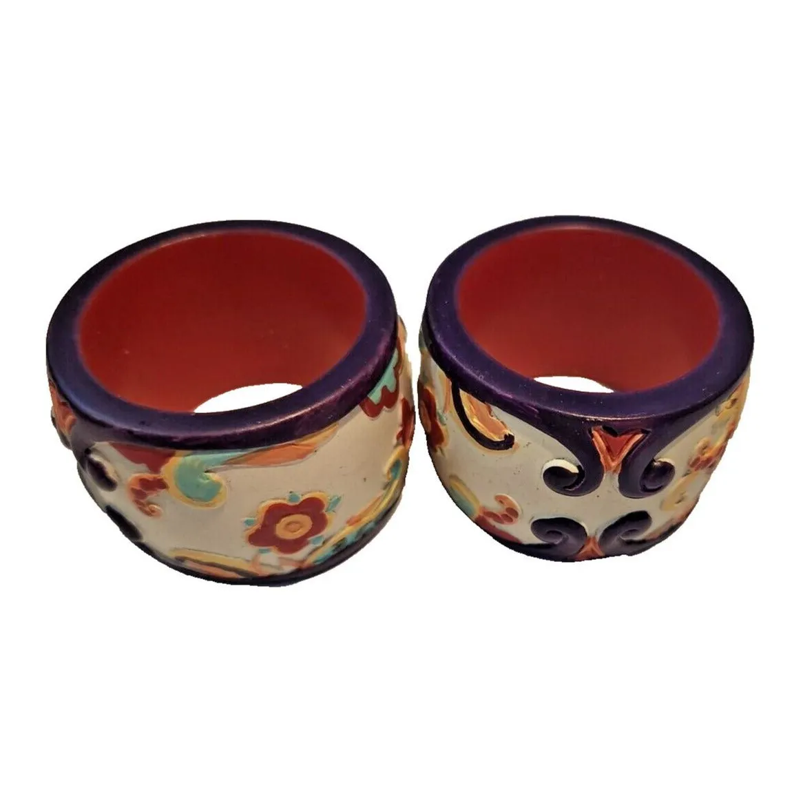 Napkin Rings Painted White  Wood  Flowers Set of 2  Round 1  1/4" x 2"