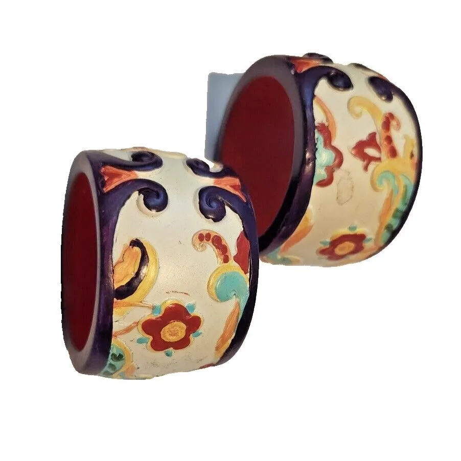 Napkin Rings Painted White  Wood  Flowers Set of 2  Round 1  1/4" x 2"