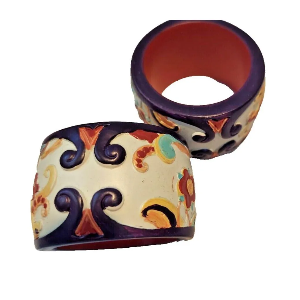 Napkin Rings Painted White  Wood  Flowers Set of 2  Round 1  1/4" x 2"