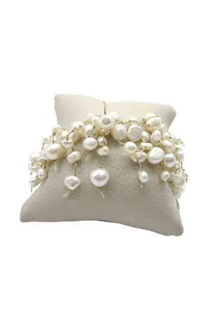 Pearl Dangle Bracelet White
