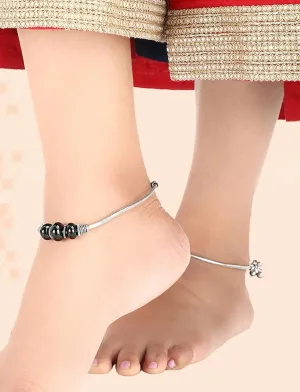 Set Of 2 Silver-Toned & Stone Beaded Oxidized Anklets