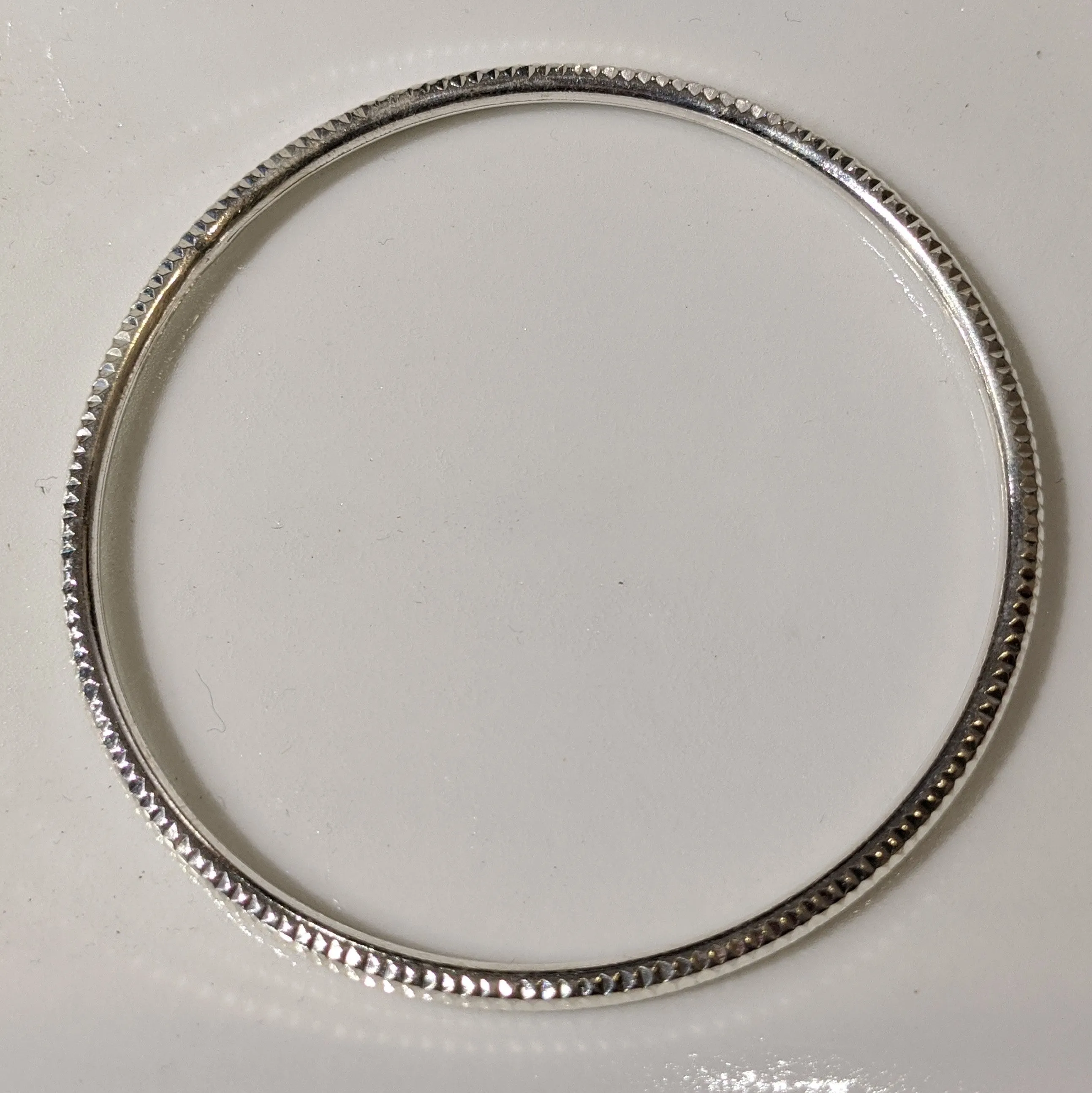 Silver Bangle - Tight Diamond