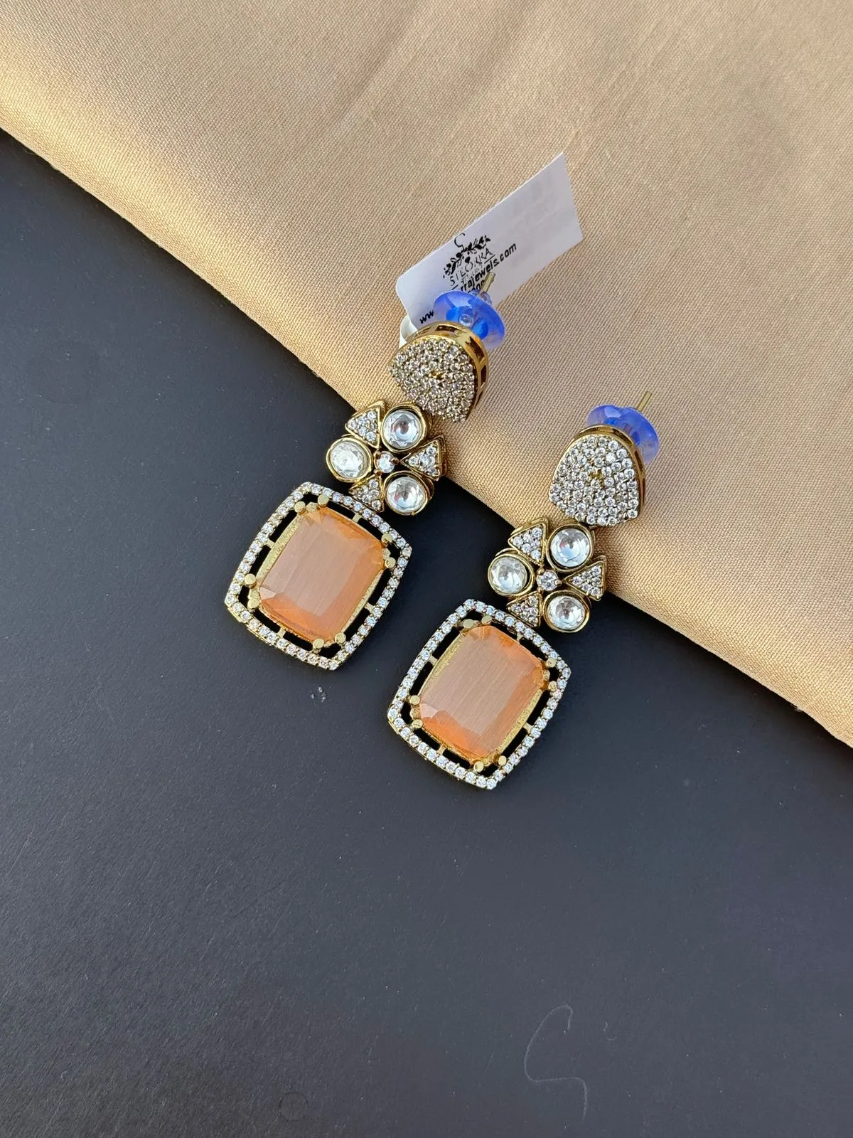 Tradition and Elegance Classic Victorian-Style Polki and Kundan Earring Studs