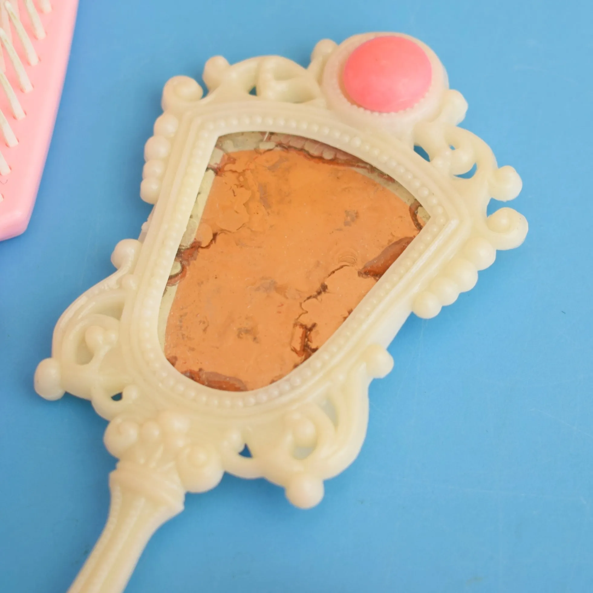 Vintage 1970s Fun Plastic Jewellery / Bits - Kids